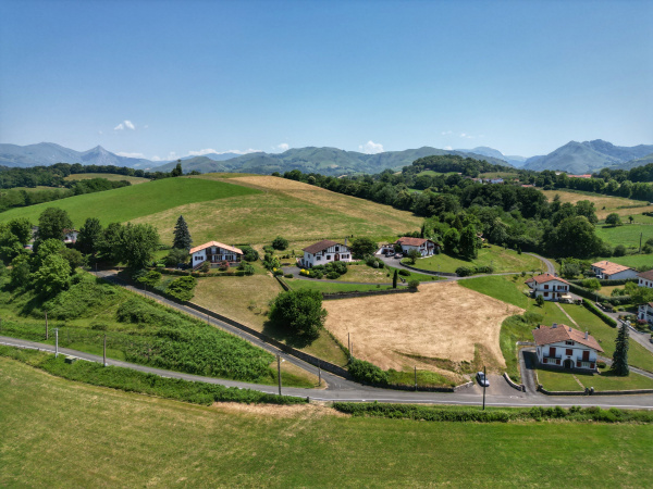 Offres de vente Terrain à batir Saint-Jean-Pied-de-Port 64220