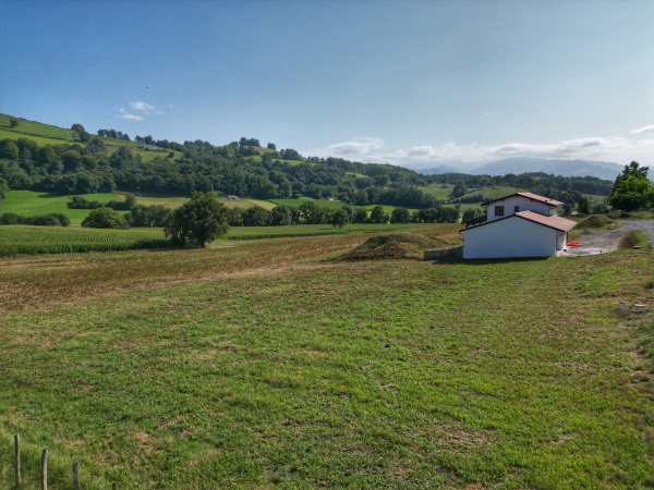 Offres de vente Terrain à batir Saint-Jean-Pied-de-Port 64220