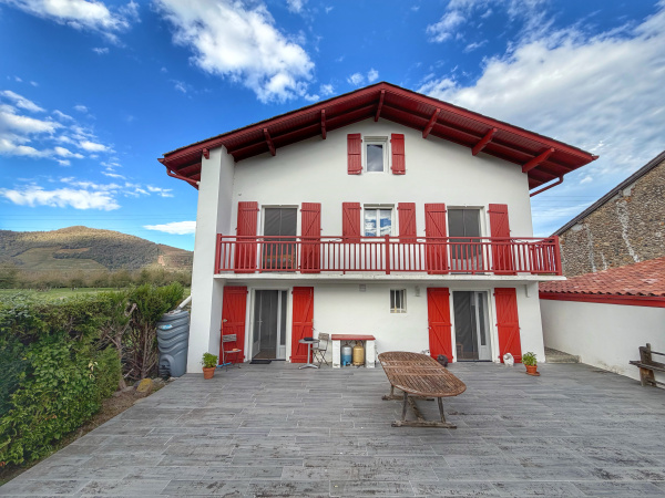 Offres de vente Maison Saint-Jean-Pied-de-Port 64220